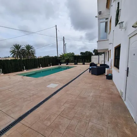 Privado 7 Min De La Playa Piscina Wifi Parking Aire Barbacoa Grupos Ferienhaus *